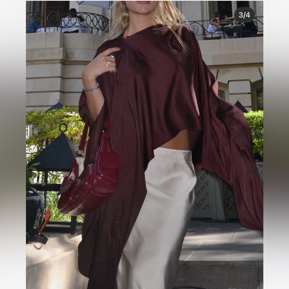 Zara flowing satin cape - Picture 5 of 16